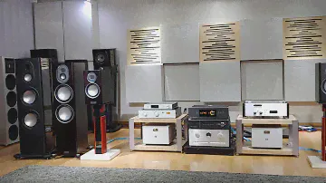 02 Rosan Blak int + Monitor Audio Gold 300 + Aurender A100